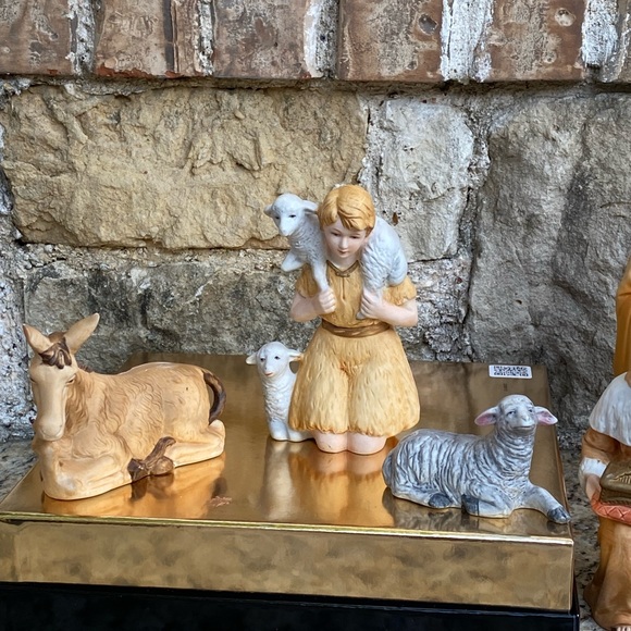 Vintage Homco By home Interiors Porcelain Figurines Christmas Nativity Set - Picture 2 of 15